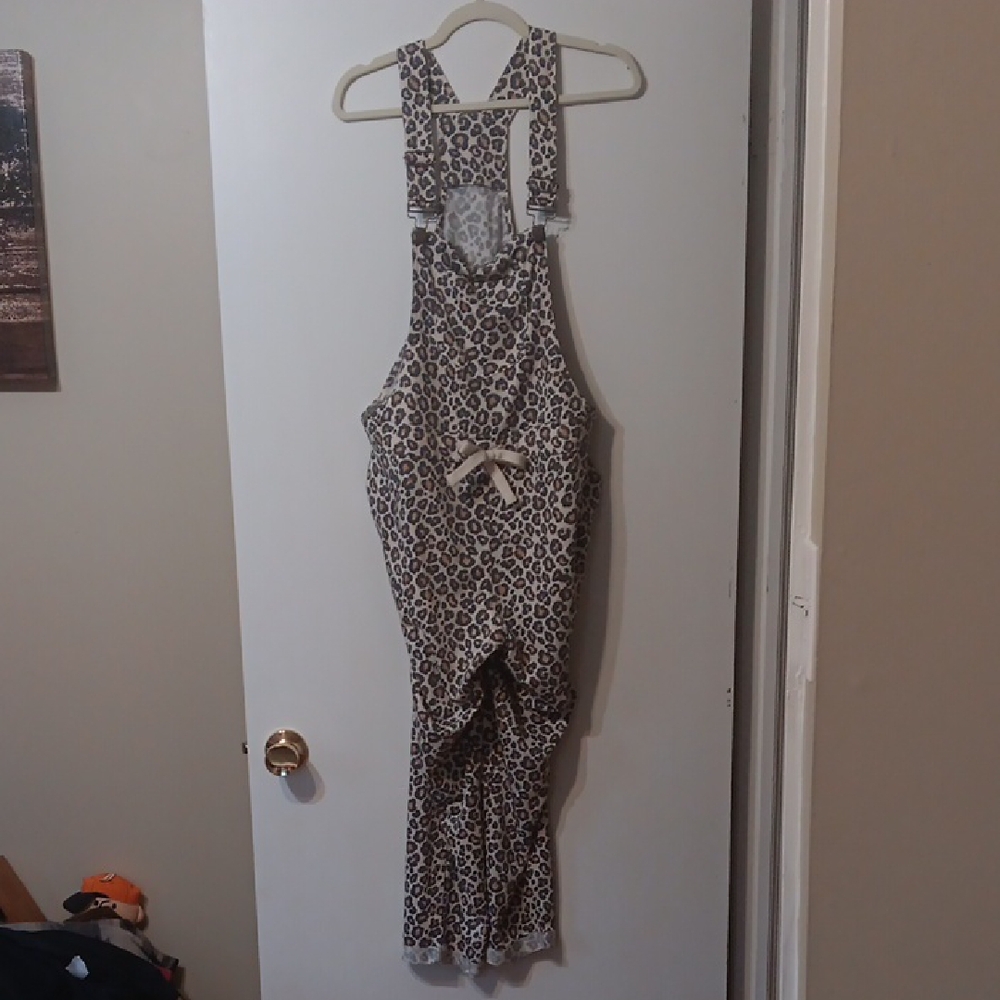 Leopard Print Overalls